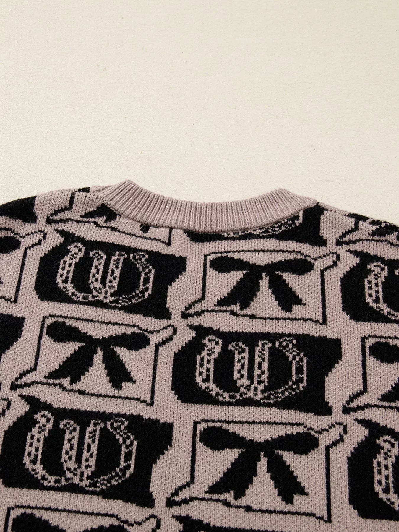Bows & Horseshoes Pattern Sweater