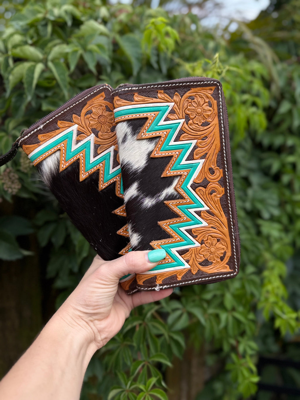 Retro Range Wallet | Tooled Leather and Cowhide Zipper Wallet