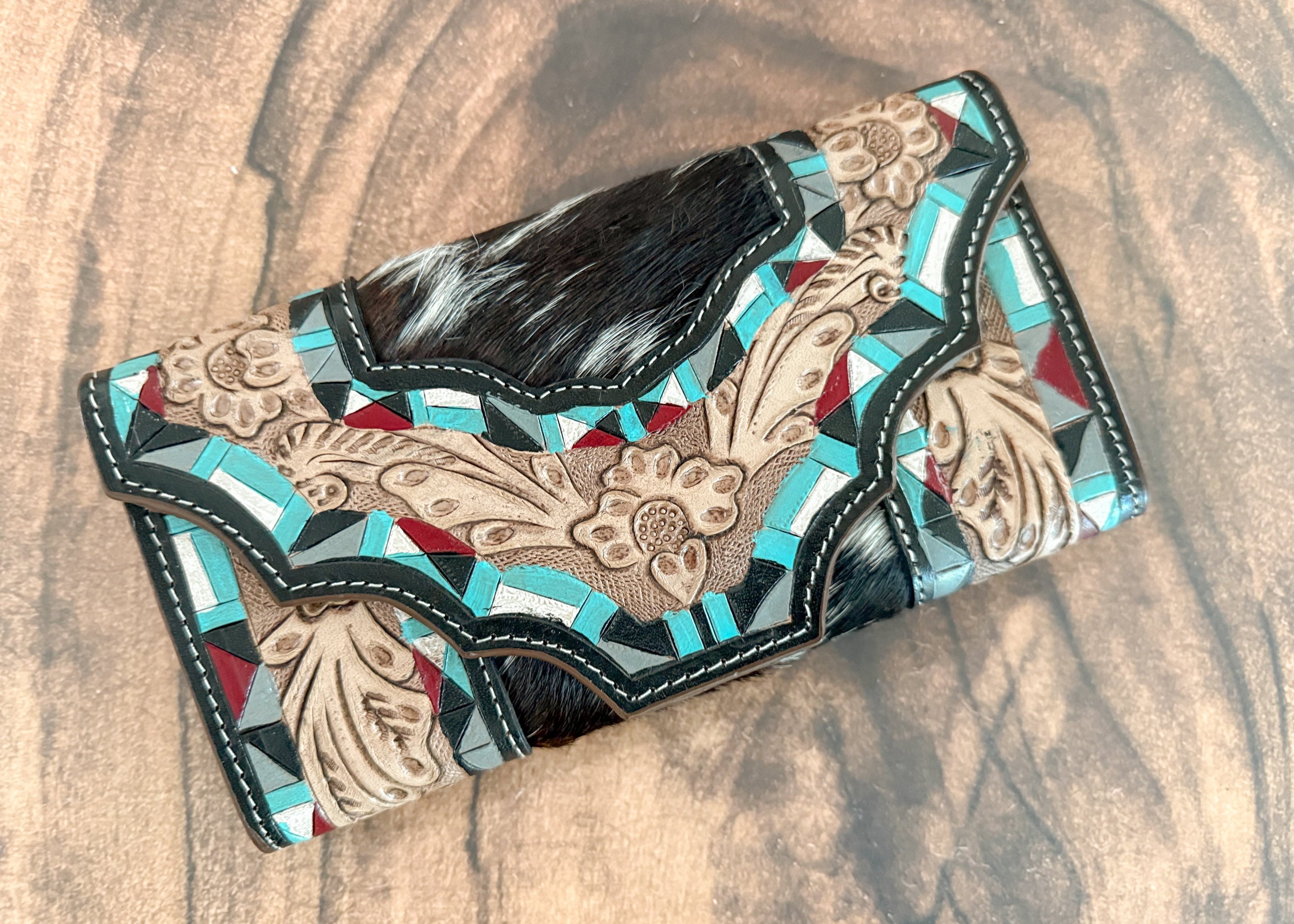 Coral Corral : Inlayed Tooled Leather Turquoise Design Cowhide Wallet