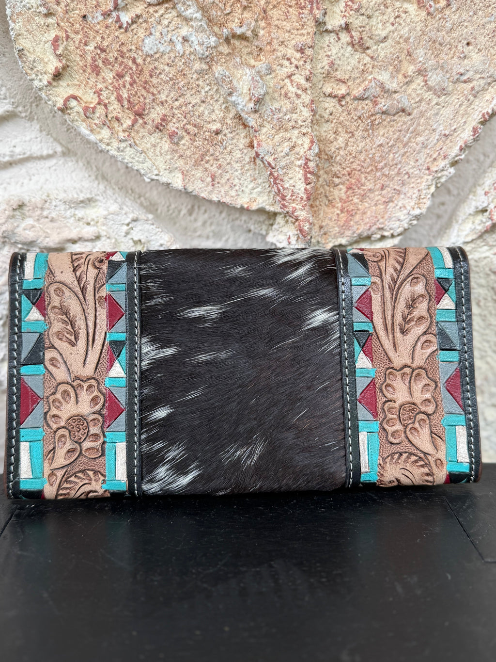 Coral Corral : Inlayed Tooled Leather Turquoise Design Cowhide Wallet
