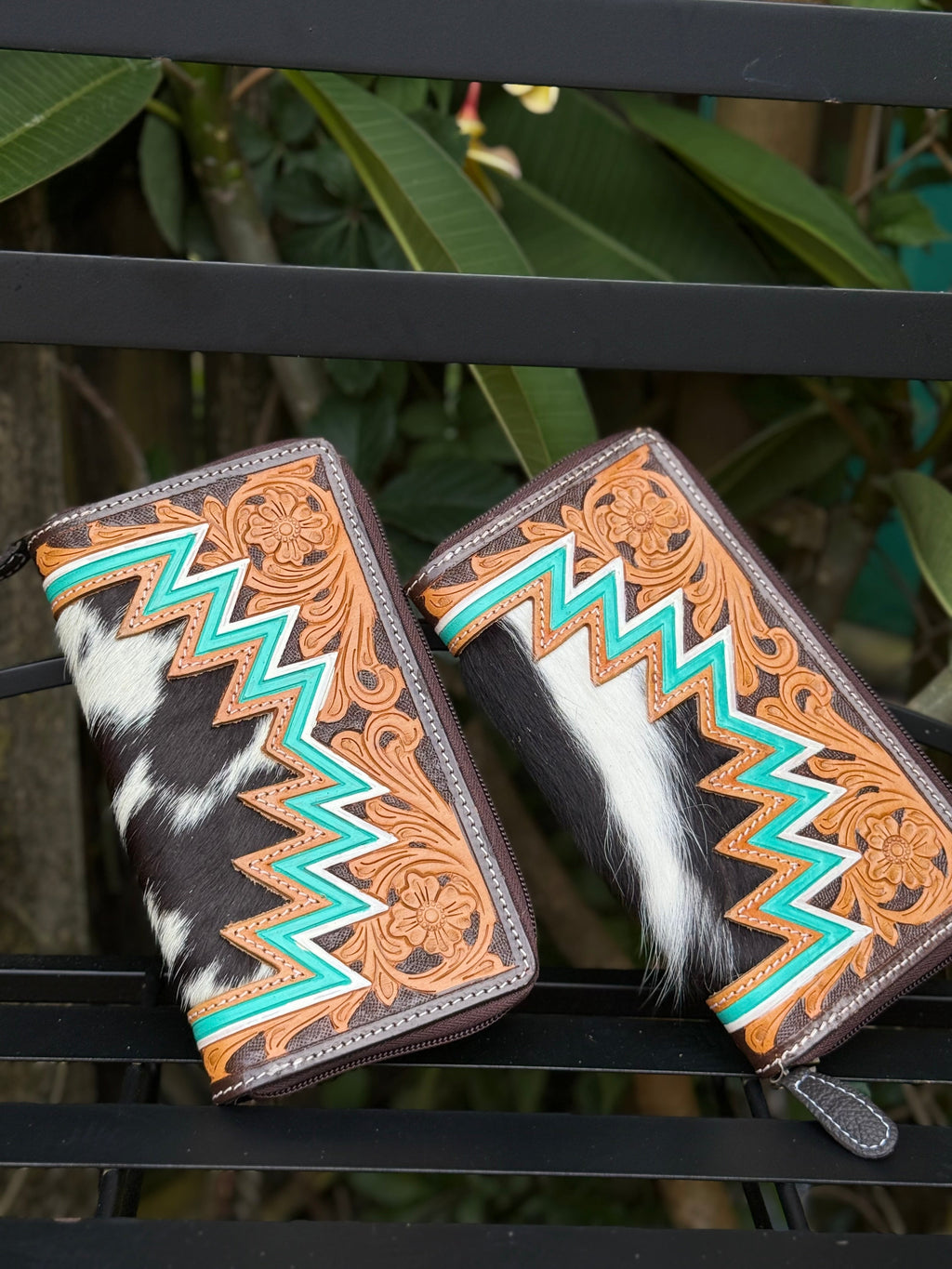 Retro Range Wallet | Tooled Leather and Cowhide Zipper Wallet