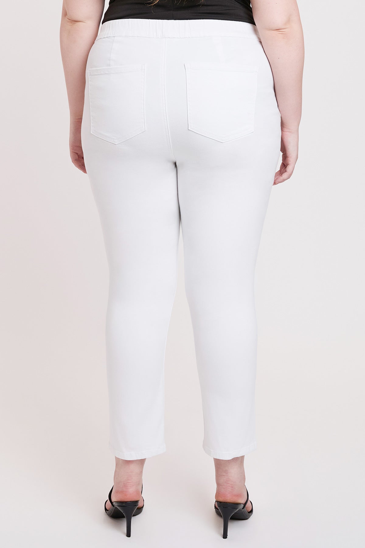 Women's Plus High Rise Pull On Straight  Jogger