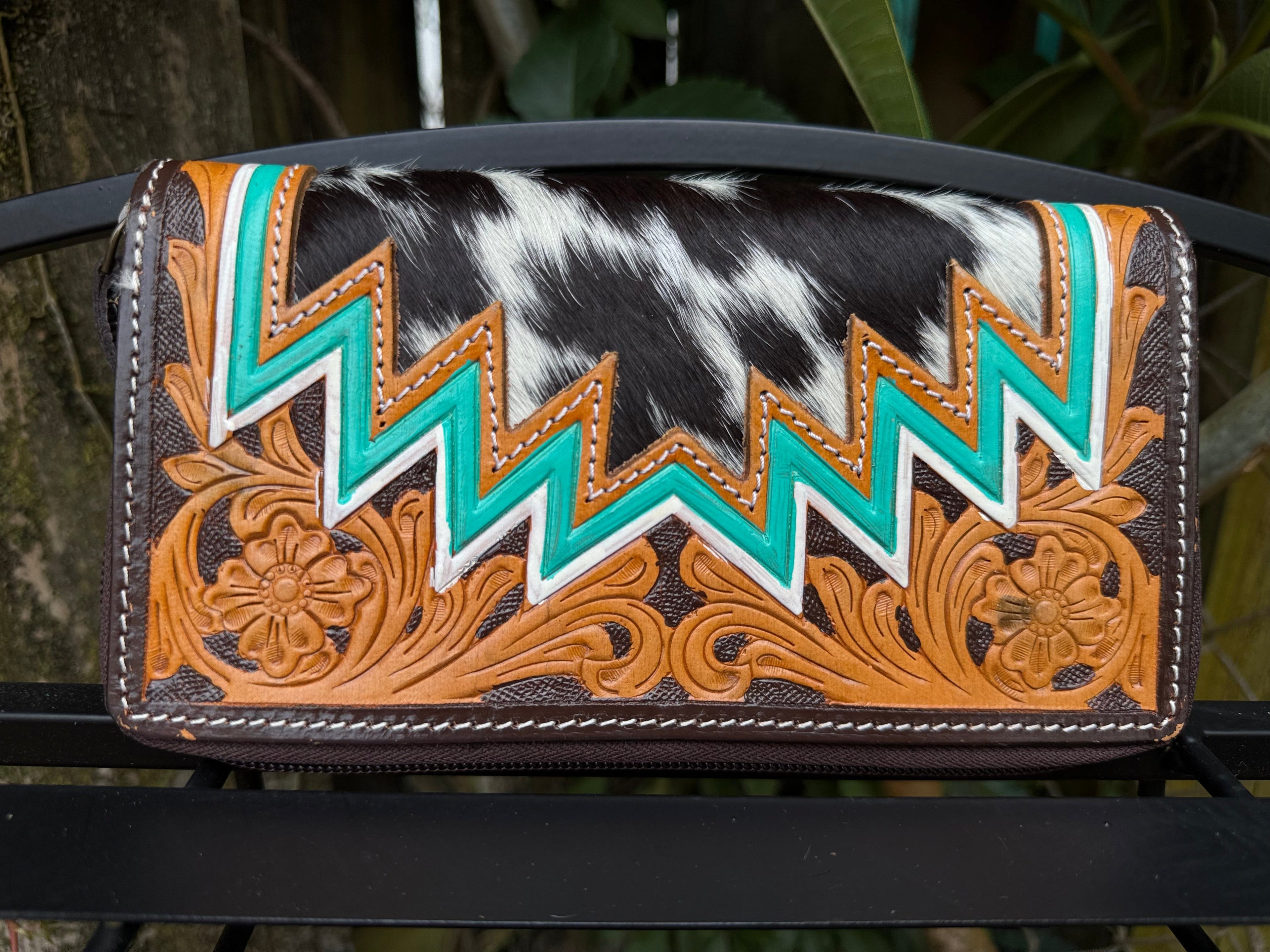 Retro Range Wallet | Tooled Leather and Cowhide Zipper Wallet