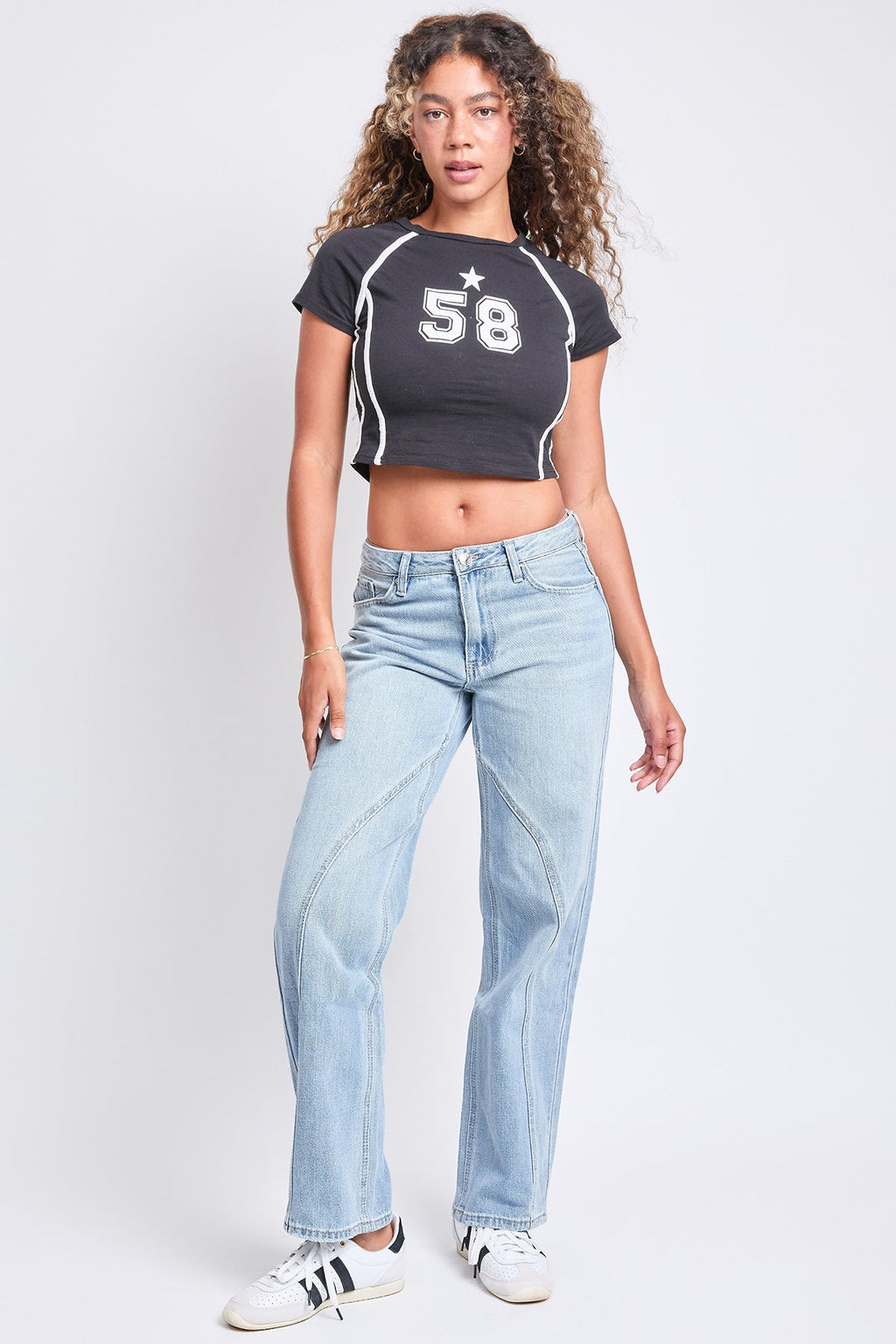 Women's Mid Rise Relaxed Rigid Straight  Jeans