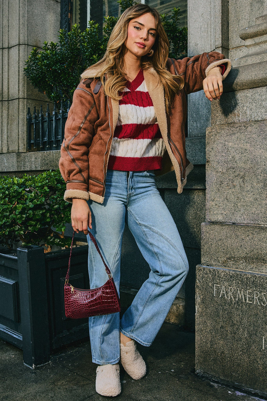 Women's Mid Rise Relaxed Rigid Straight  Jeans