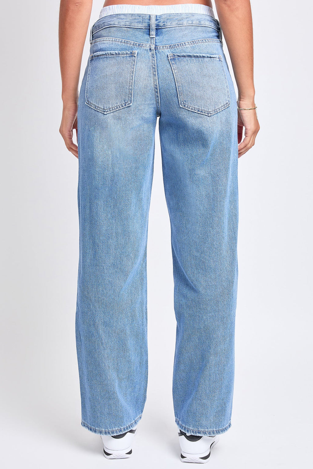 Women's Mid Rise Relax Fit Wide Leg Boxer Jeans