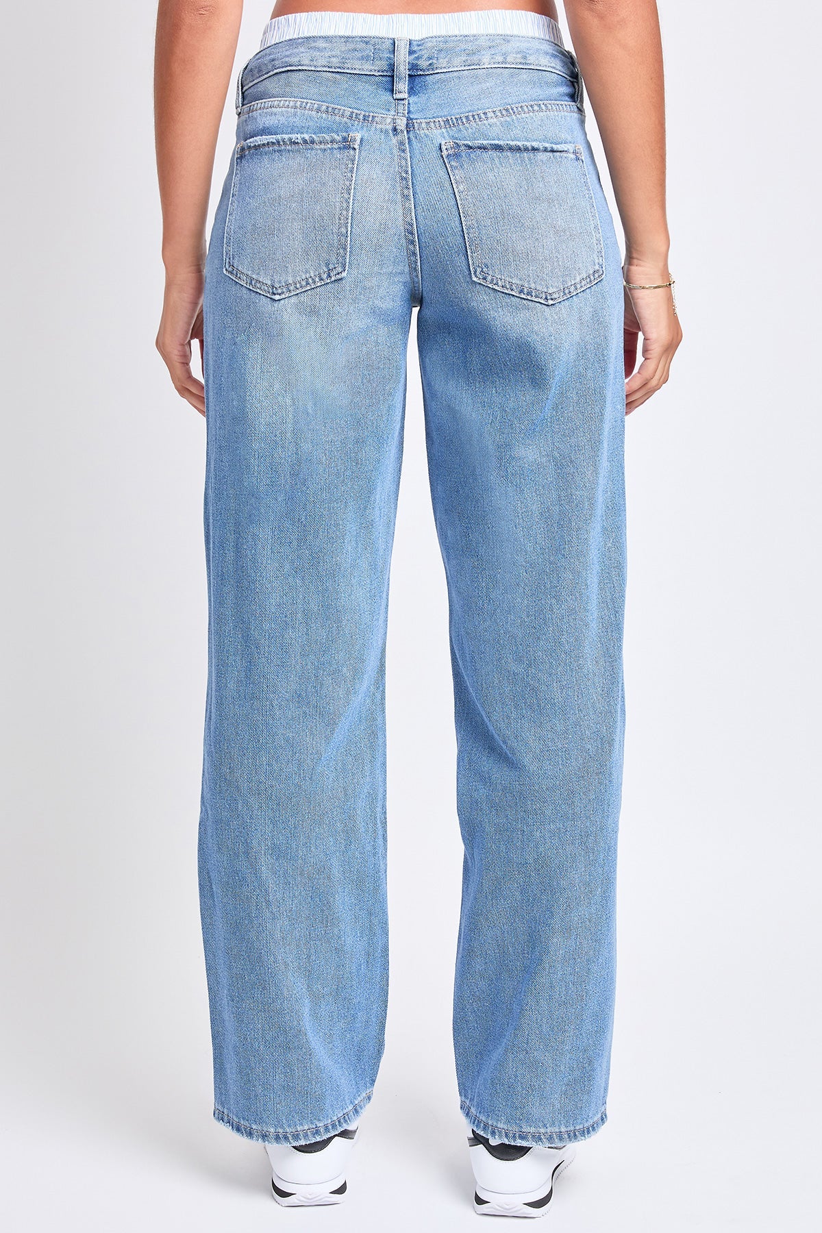 Women's Mid Rise Relax Fit Wide Leg Boxer Jeans