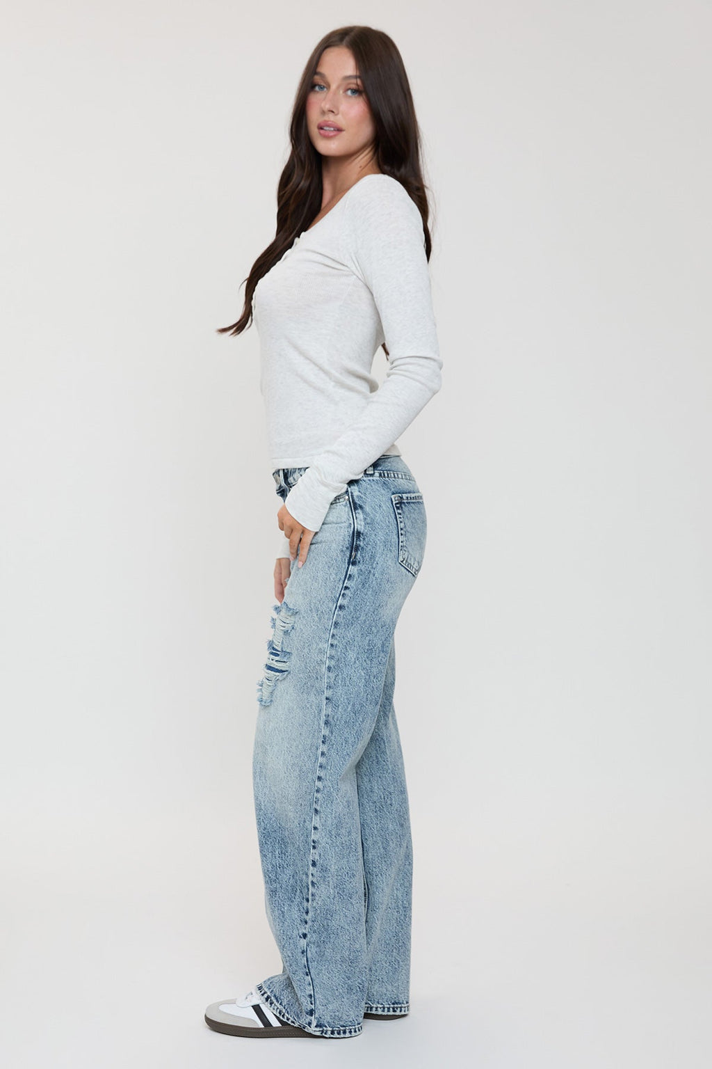 Women's Low Rise Wide Leg Rigid Jeans