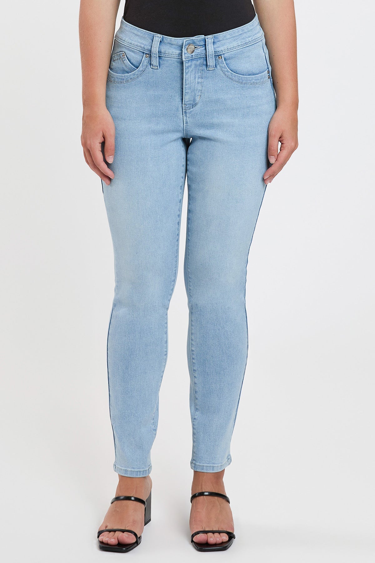 Women's Petite Curve Confidence  Mid Rise Skinny