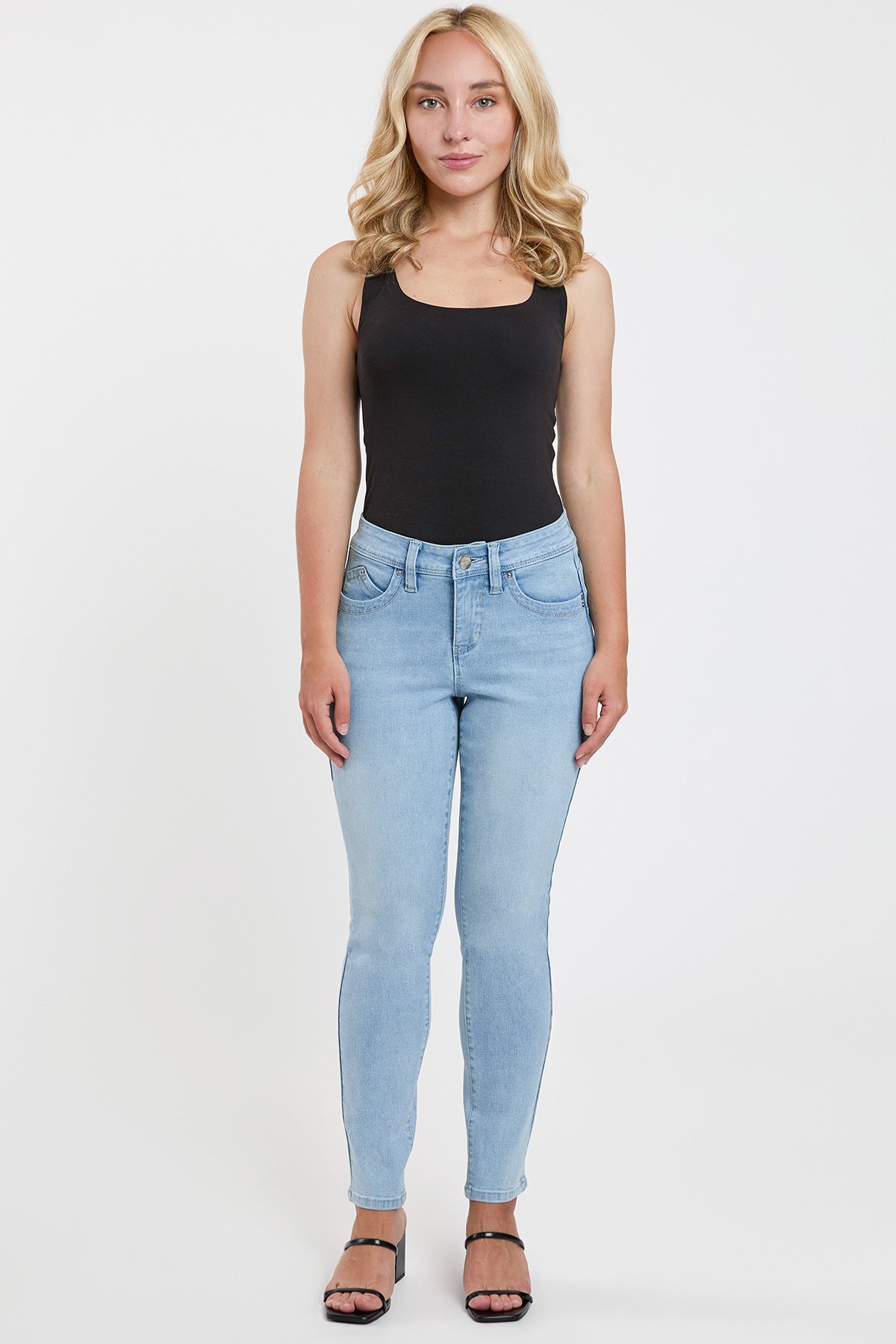 Women's Petite Curve Confidence  Mid Rise Skinny