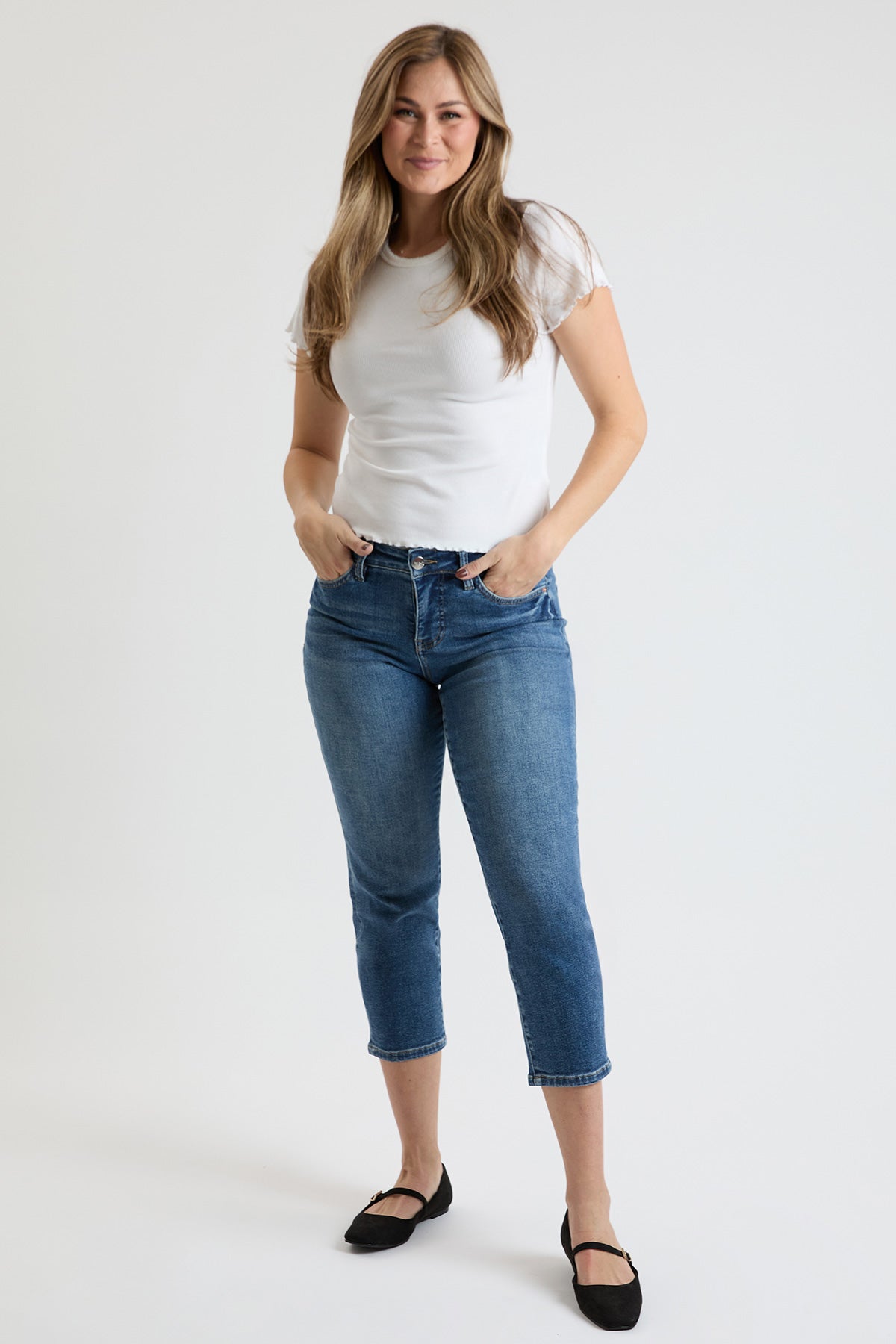 Women's Premium Stretch Cropped Slim Straight