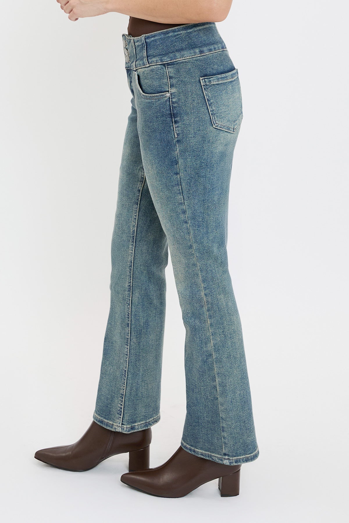 Women's 3-Button Bootcut Jeans