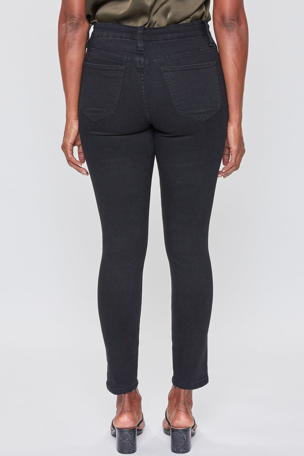 Women's Curvy Ultra High Rise Skinny Jeans