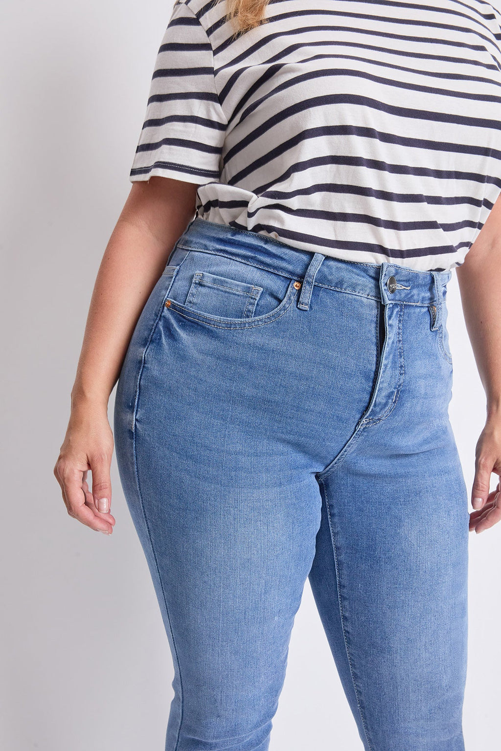 Women's Plus High Rise Basic 5 Pocket Straight  Jeans